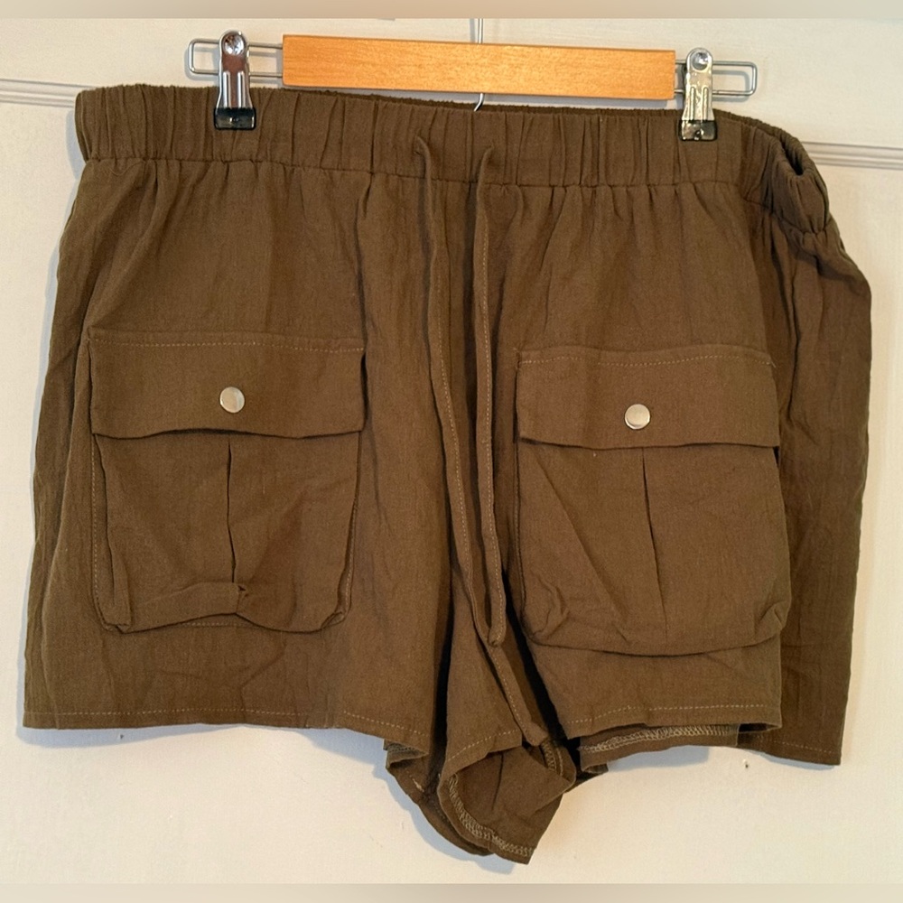 SHEIN Brown Casual Shorts